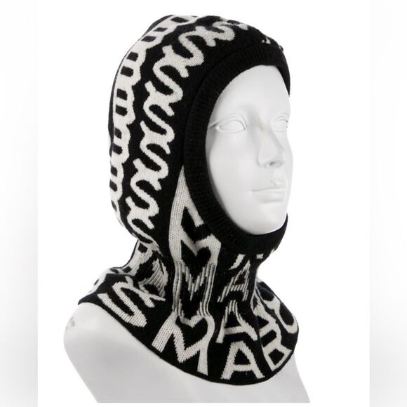 Marc Jacobs Accessories - 🔥Host Pick🔥 Marc Jacobs Black and White Graphic Balaclava